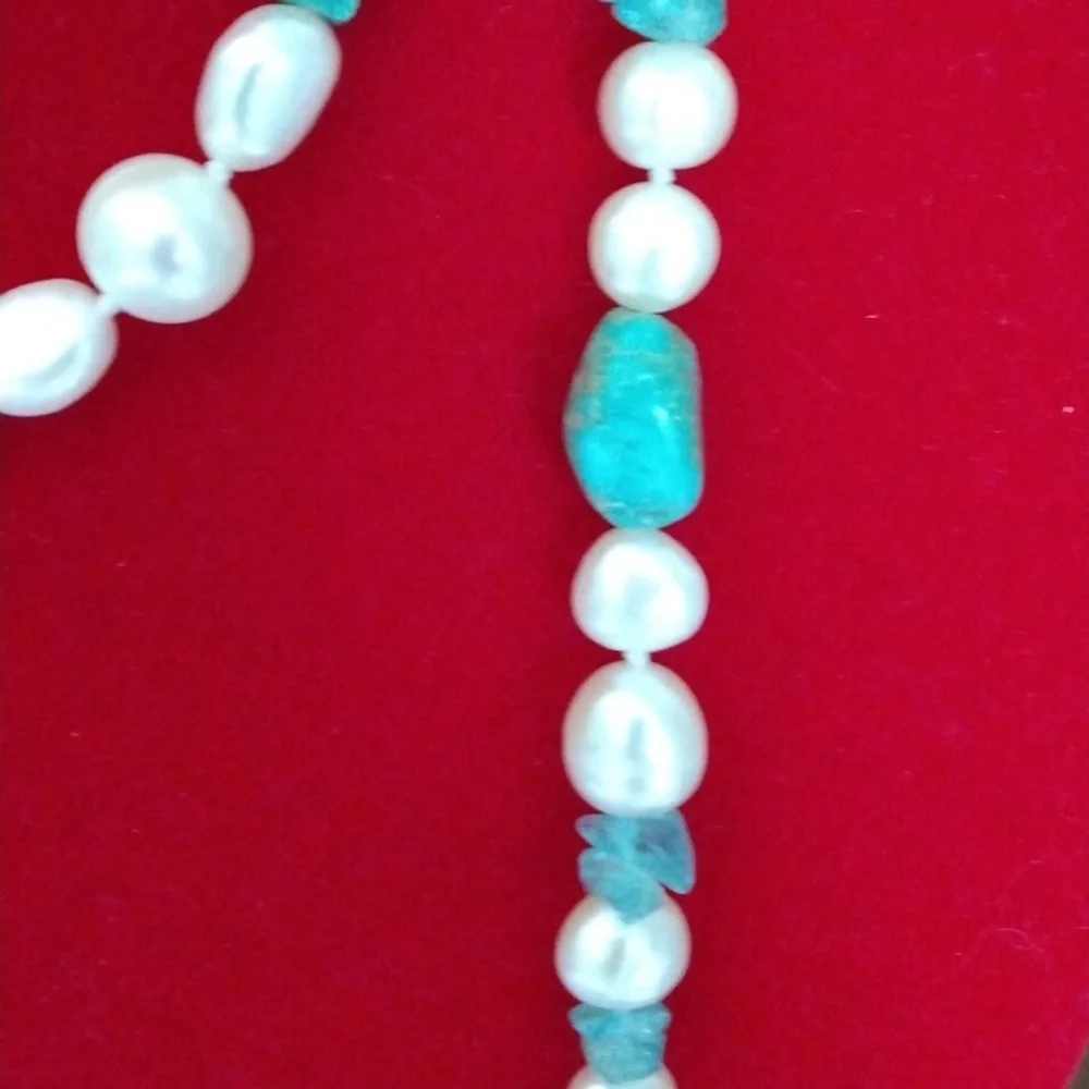 ♥️HP♥️40 INCH FRESHWATER PEARL, TURQUOISE AND APATITE NECKLACE. - Picture 5 of 6